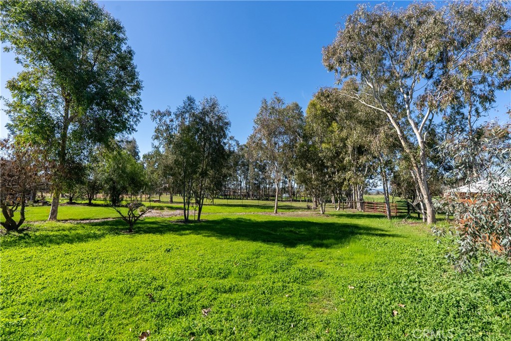 7686 Feenstra Road, Paso Robles, CA 93446