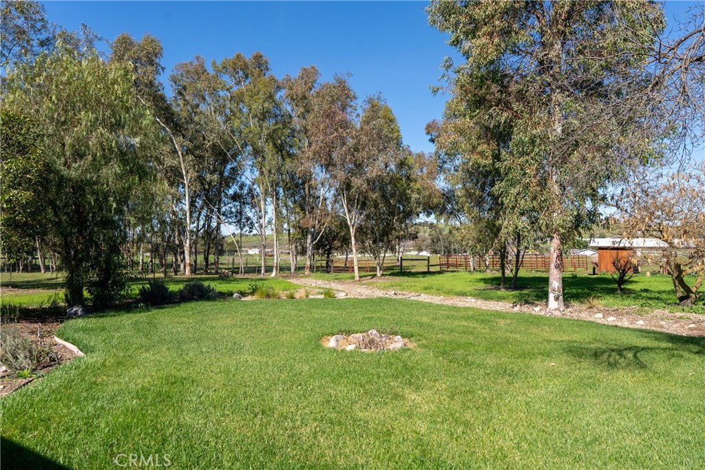 7686 Feenstra Road, Paso Robles, CA 93446