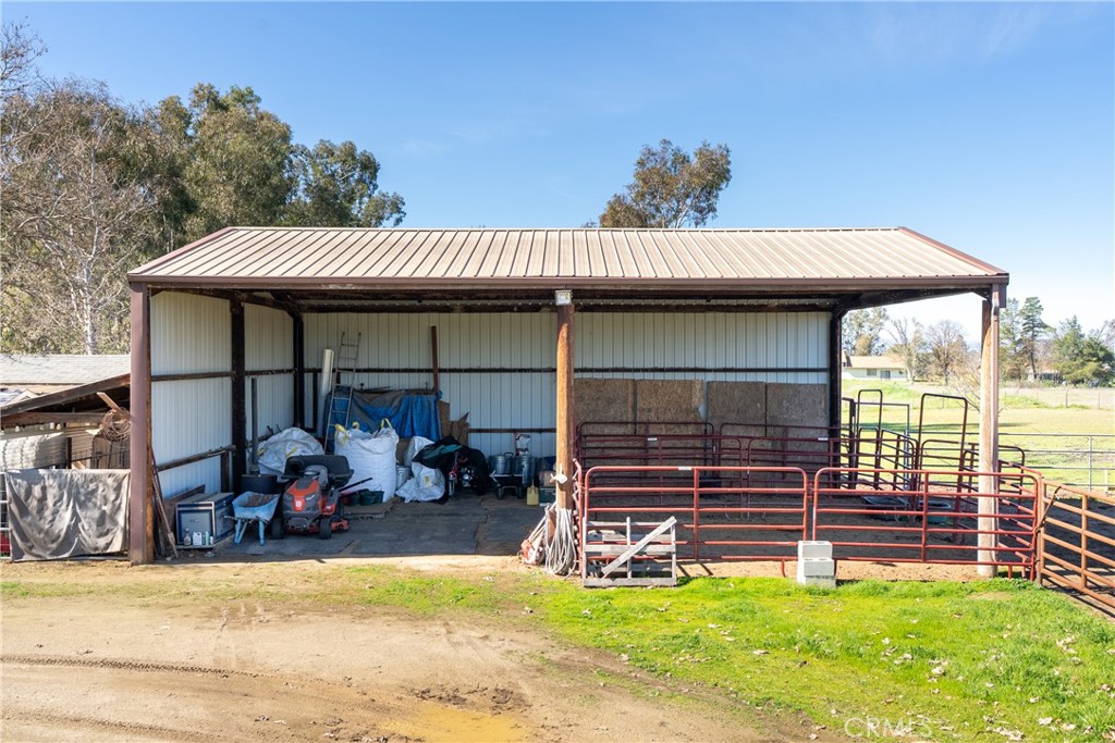 7686 Feenstra Road, Paso Robles, CA 93446