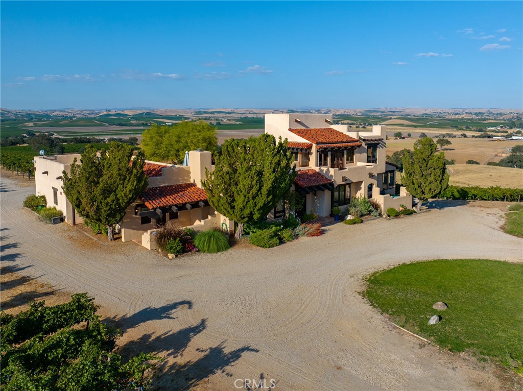 7010 Wilderness Ln, Paso Robles, CA 93446
