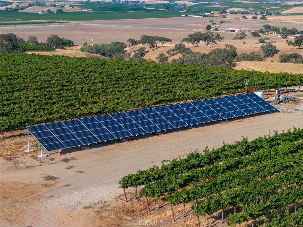 7010 Wilderness Ln, Paso Robles, CA 93446