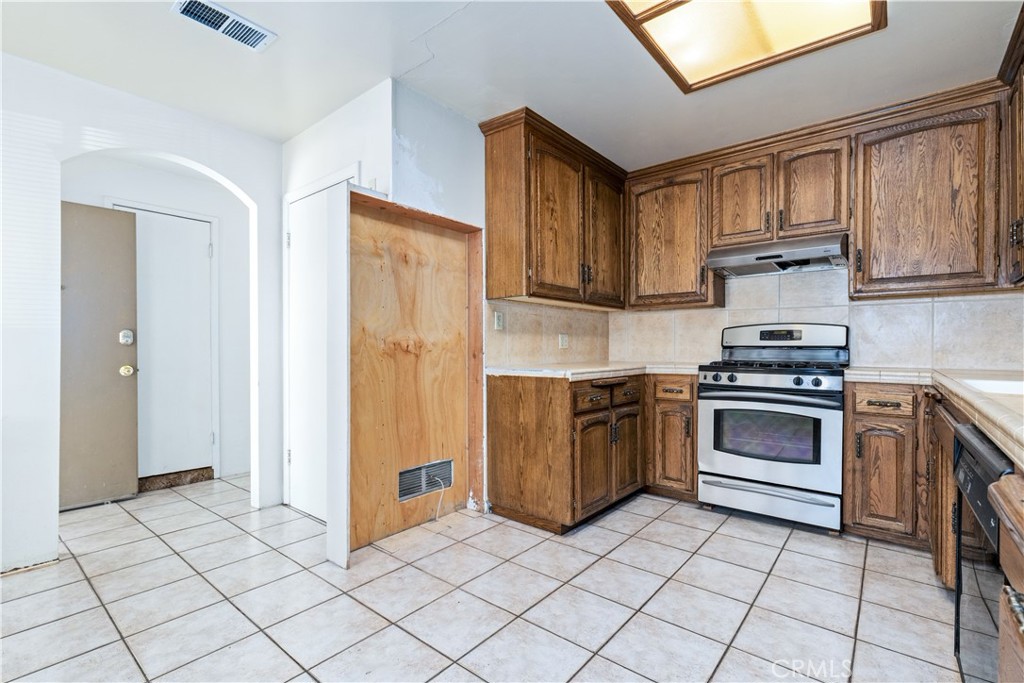 323 Crum, Templeton, CA 93465