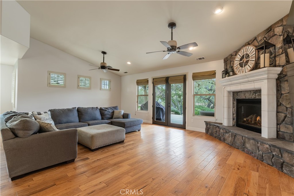 3645 Delaney Pl, Paso Robles, CA 93446