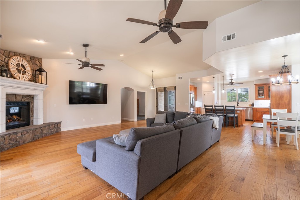 3645 Delaney Pl, Paso Robles, CA 93446