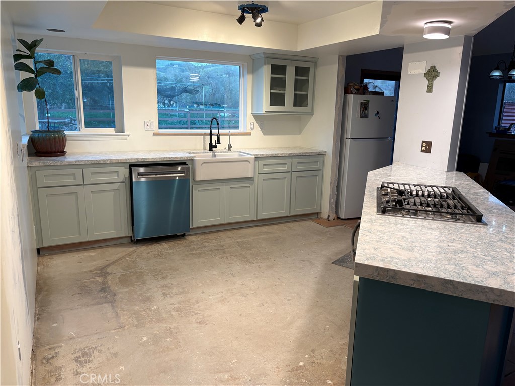 7825 Aurora, Atascadero, CA 93422