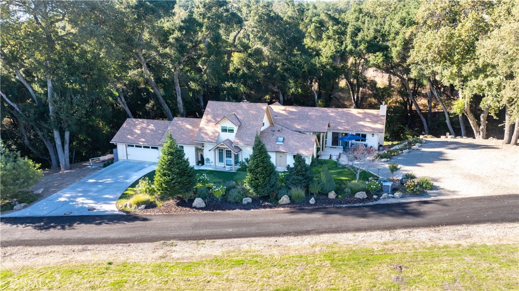 1545 Willow Creek, Paso Robles, CA 93446