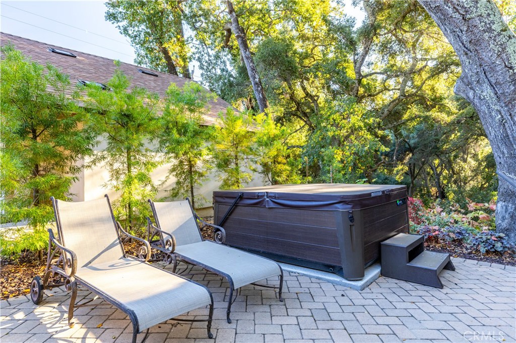 1545 Willow Creek, Paso Robles, CA 93446