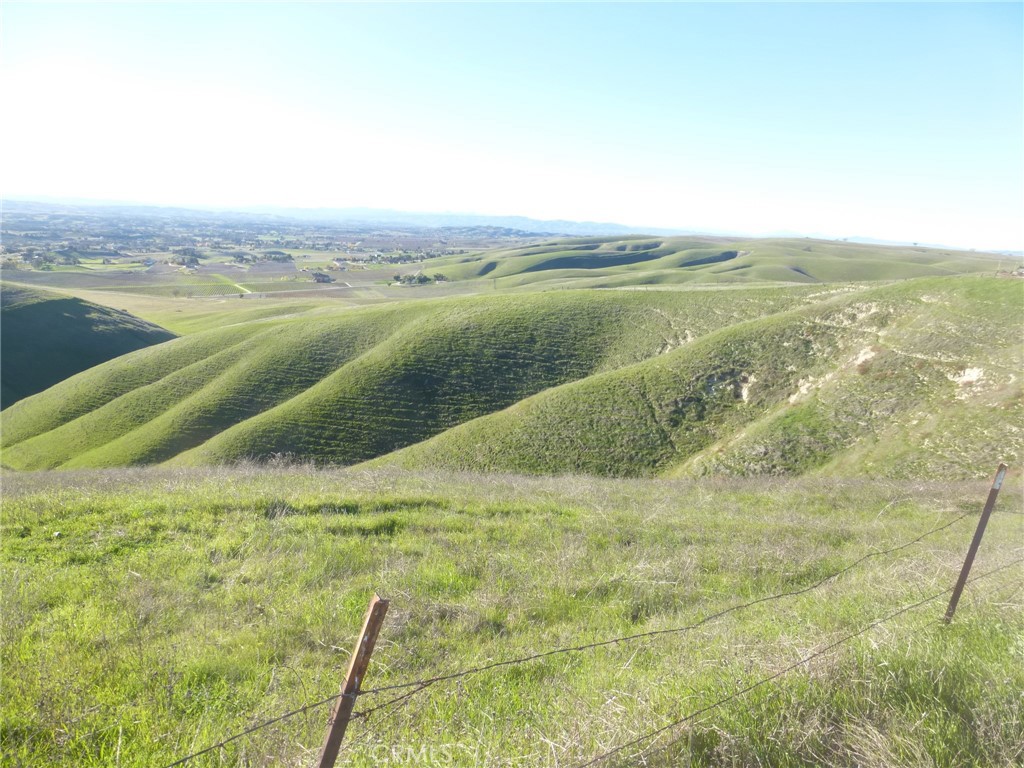 0 Yosemite Pl, Paso Robles, CA 93446