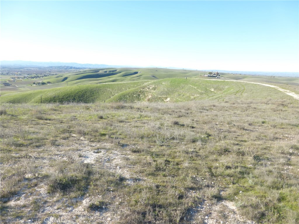 0 Yosemite Pl, Paso Robles, CA 93446