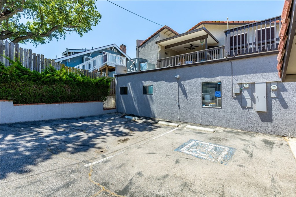 7695 El Camino Real, Atascadero, CA 93422