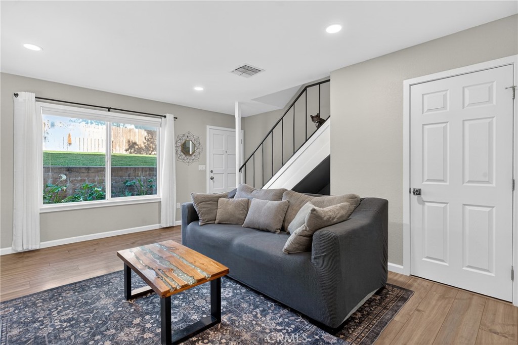 9780 Las Lomas #7, Atascadero, CA 93422