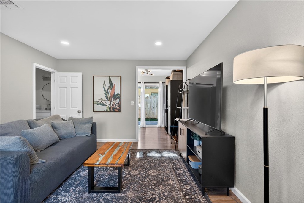 9780 Las Lomas #7, Atascadero, CA 93422