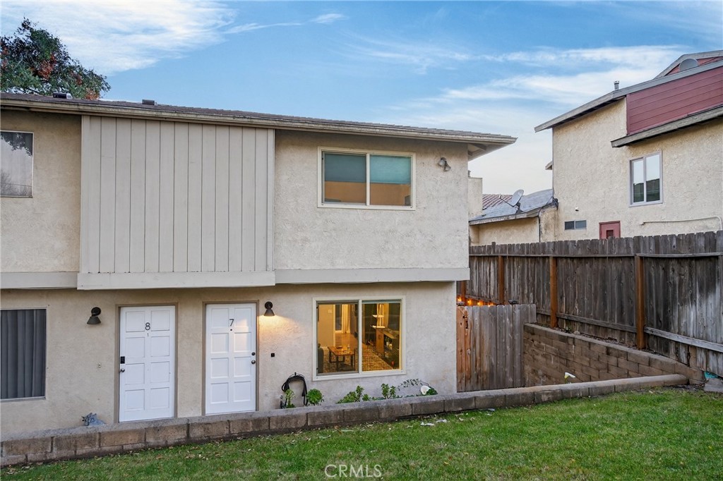 9780 Las Lomas #7, Atascadero, CA 93422