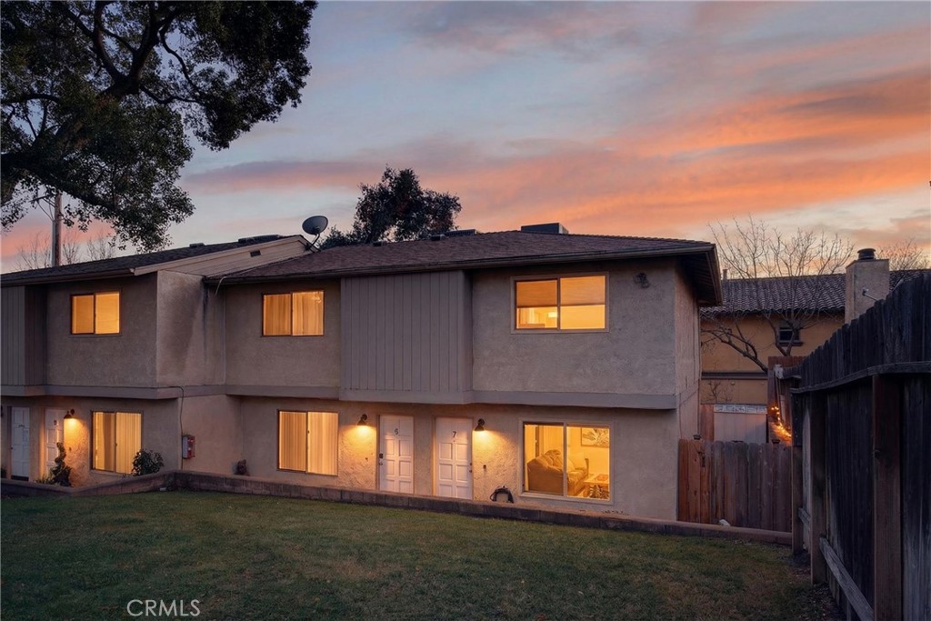 9780 Las Lomas #7, Atascadero, CA 93422