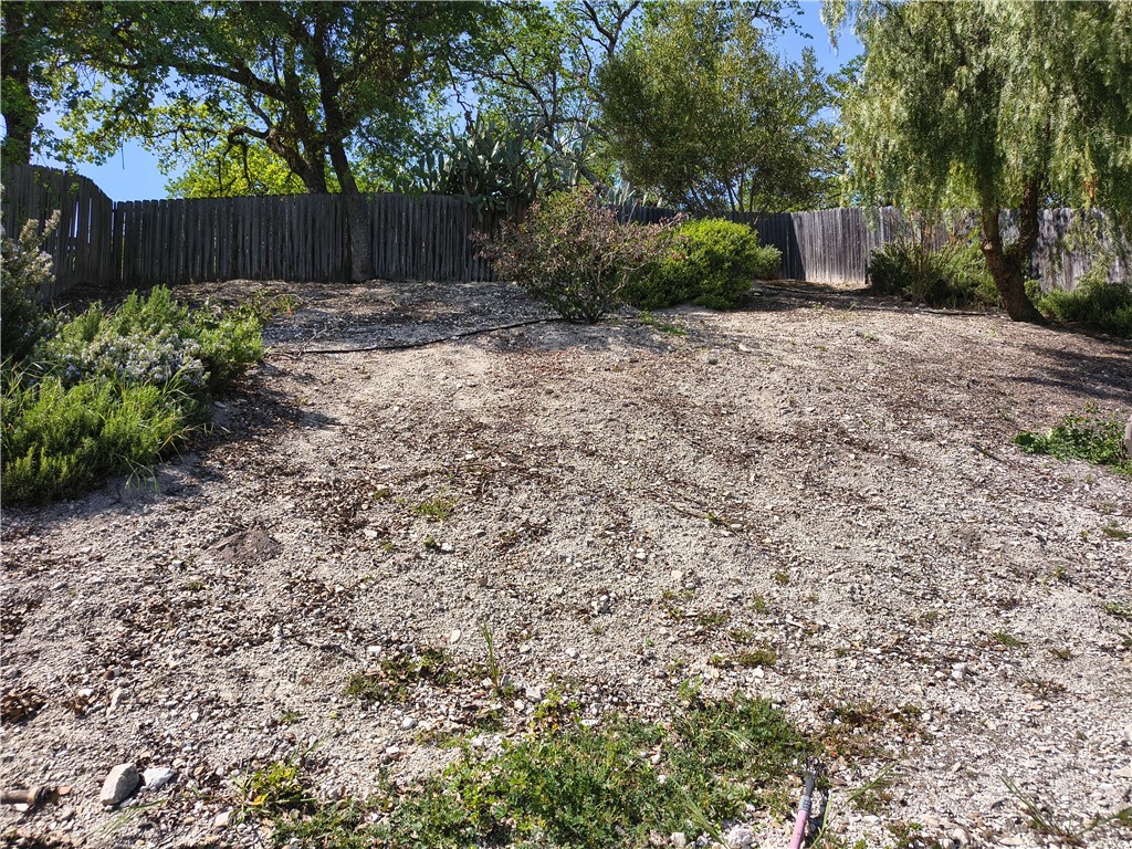 427 Olive St, Paso Robles, CA 93446