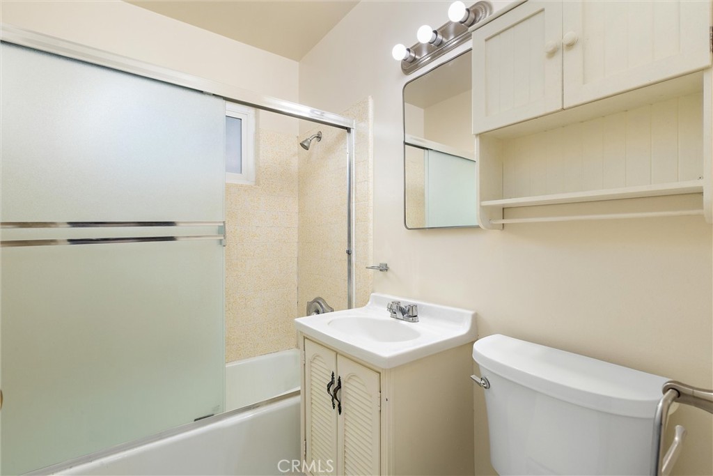 2221 Oak St, Paso Robles, CA 93446