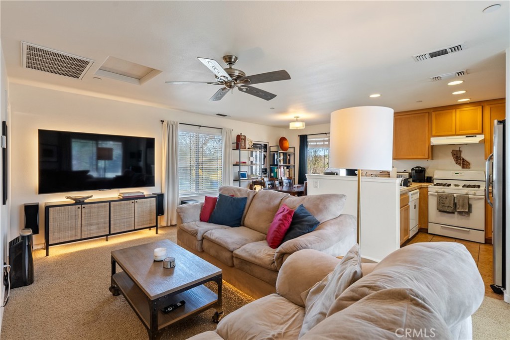 215 Old County, Templeton, CA 93465