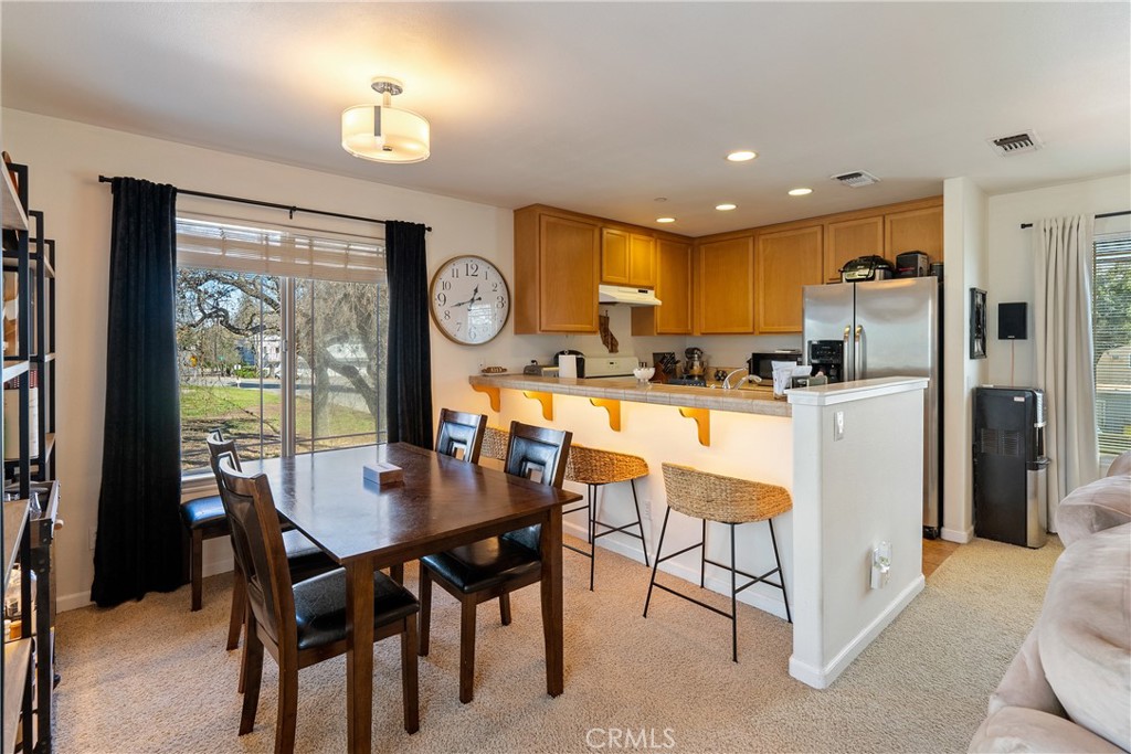 215 Old County, Templeton, CA 93465