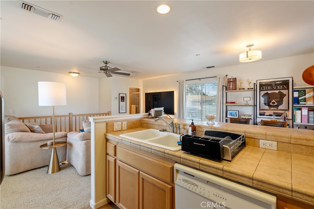 215 Old County, Templeton, CA 93465