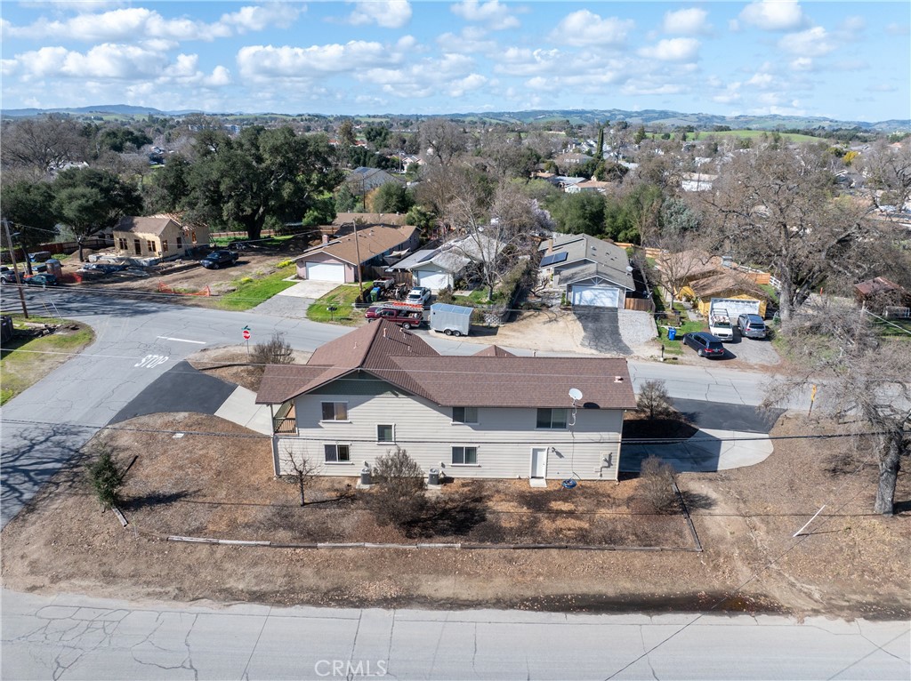 215 Old County, Templeton, CA 93465