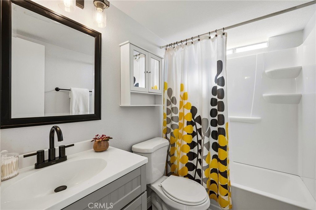 1948 Willowbrook, Paso Robles, CA 93446