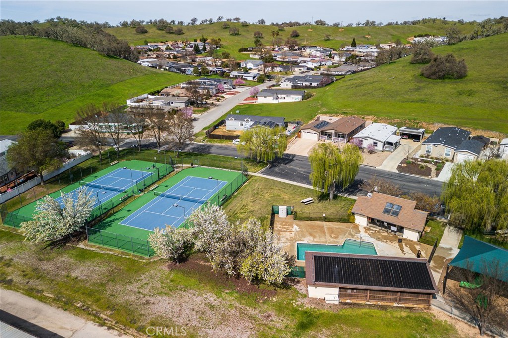 1948 Willowbrook, Paso Robles, CA 93446