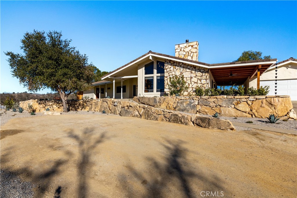 1670 Southfork Pl, Paso Robles, CA 93446