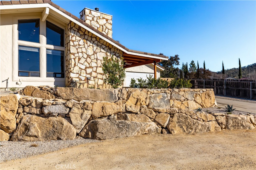 1670 Southfork Pl, Paso Robles, CA 93446