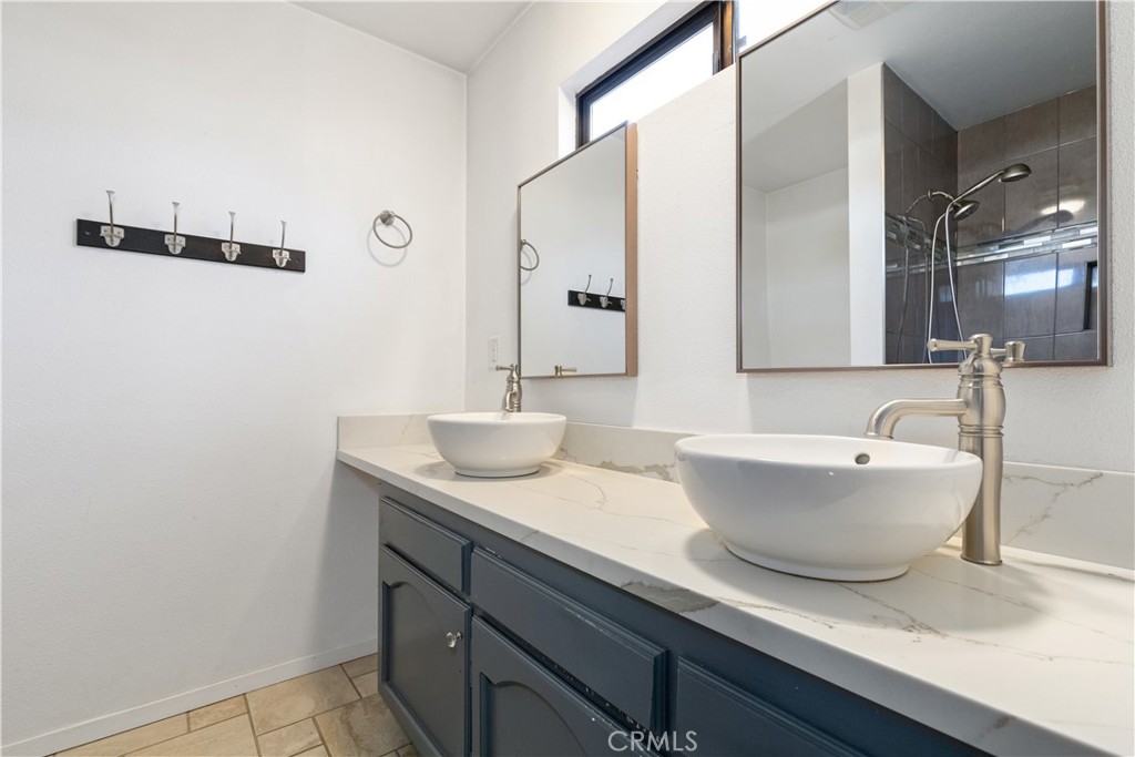 1670 Southfork Pl, Paso Robles, CA 93446