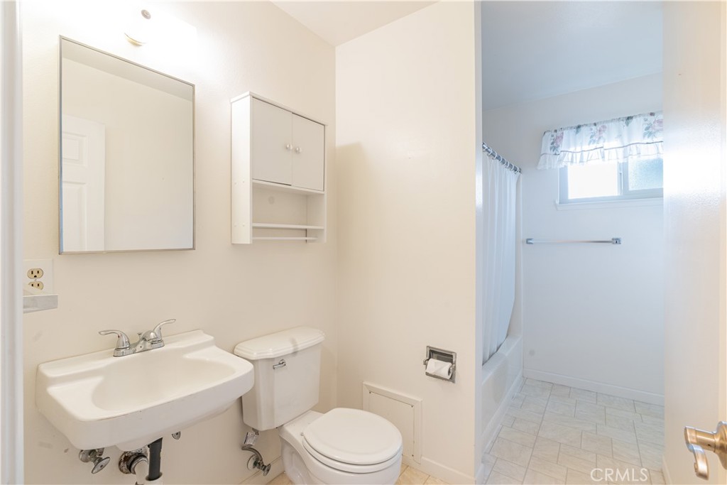 250 Santa Bella, Paso Robles, CA 93446