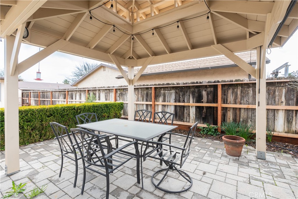 250 Santa Bella, Paso Robles, CA 93446