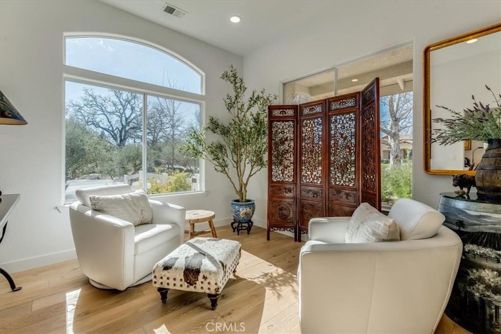 501 Burlwood, Templeton, CA 93465