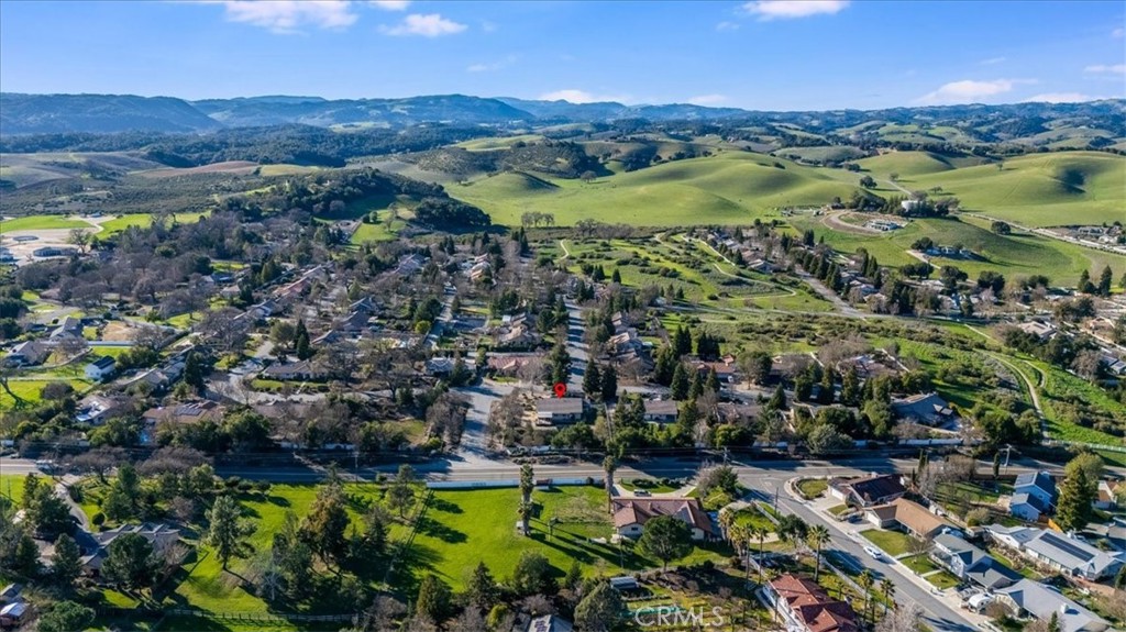 501 Burlwood, Templeton, CA 93465