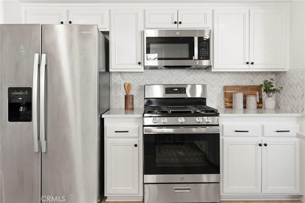 907 Saint Ann Dr, Paso Robles, CA 93446