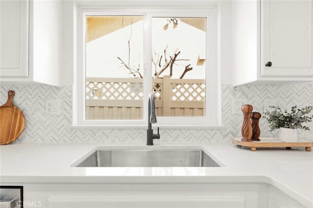 907 Saint Ann Dr, Paso Robles, CA 93446