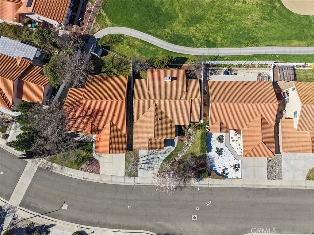 907 Saint Ann Dr, Paso Robles, CA 93446