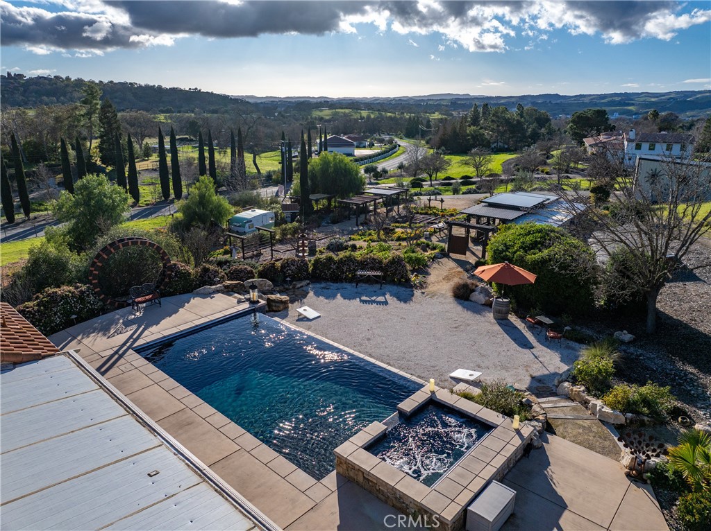 1690 Barley Grain, Paso Robles, CA 93446