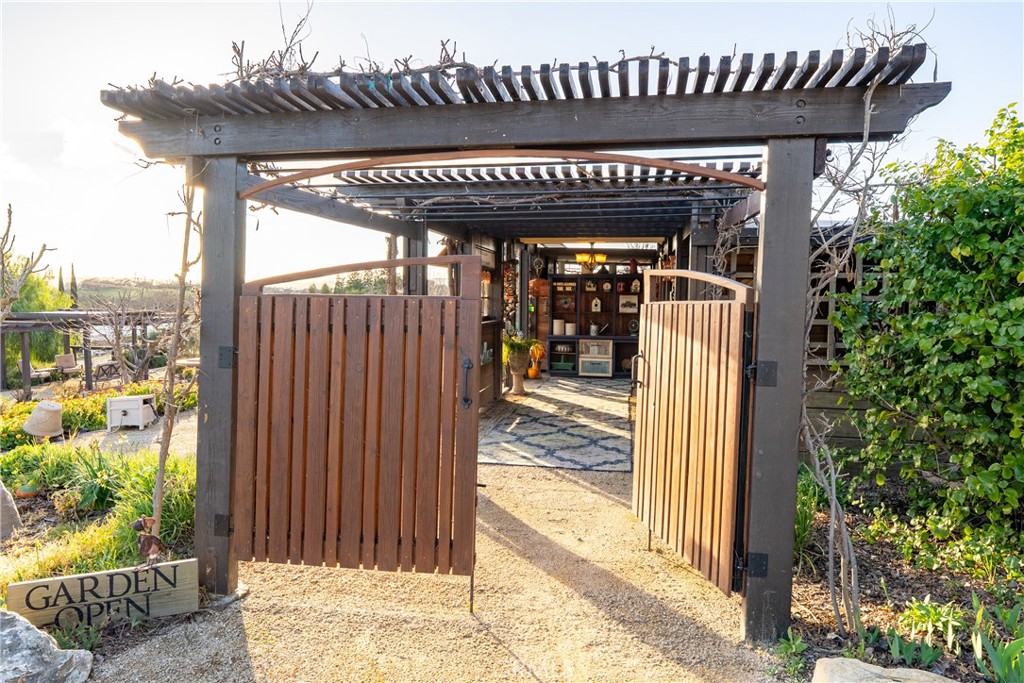 1690 Barley Grain, Paso Robles, CA 93446