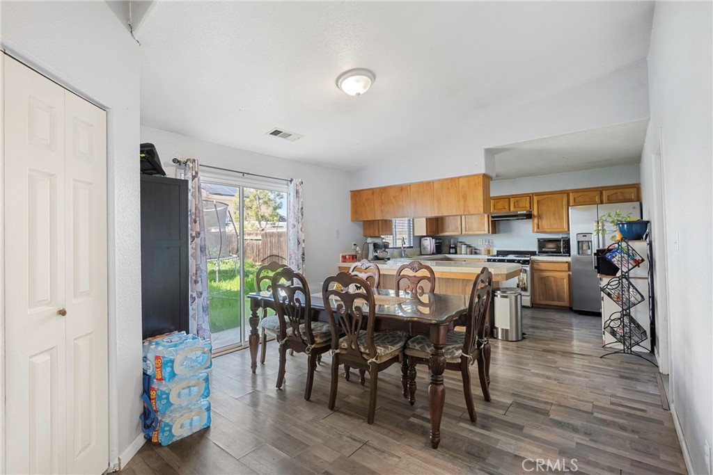 737 Concord Ct, Mcfarland, CA 93250