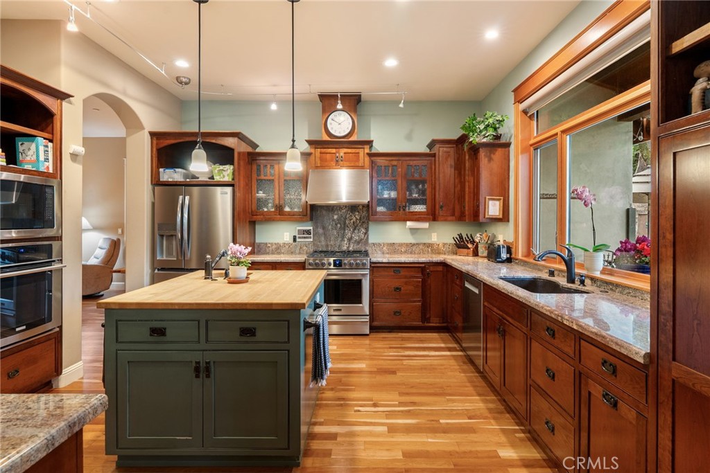 110 11th, Paso Robles, CA 93446