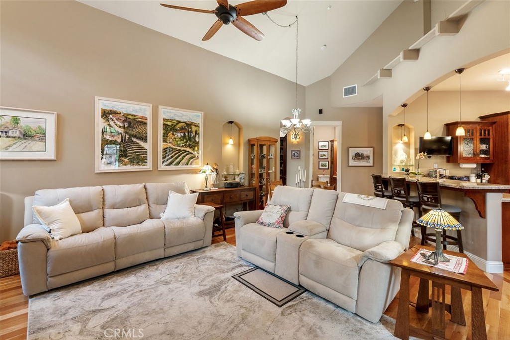 110 11th, Paso Robles, CA 93446