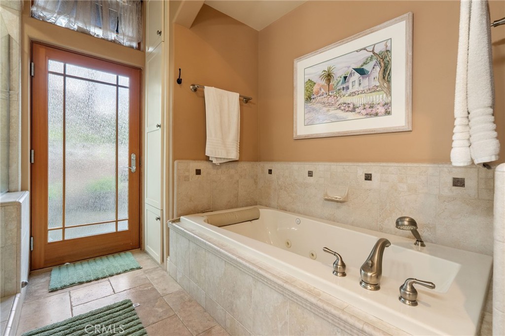 110 11th, Paso Robles, CA 93446