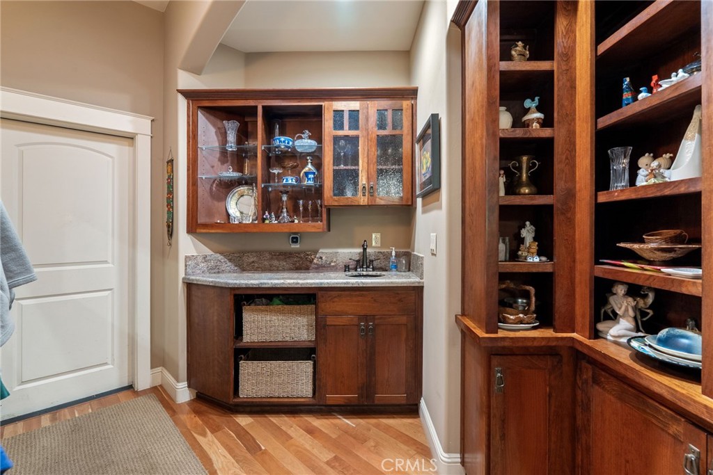 110 11th, Paso Robles, CA 93446