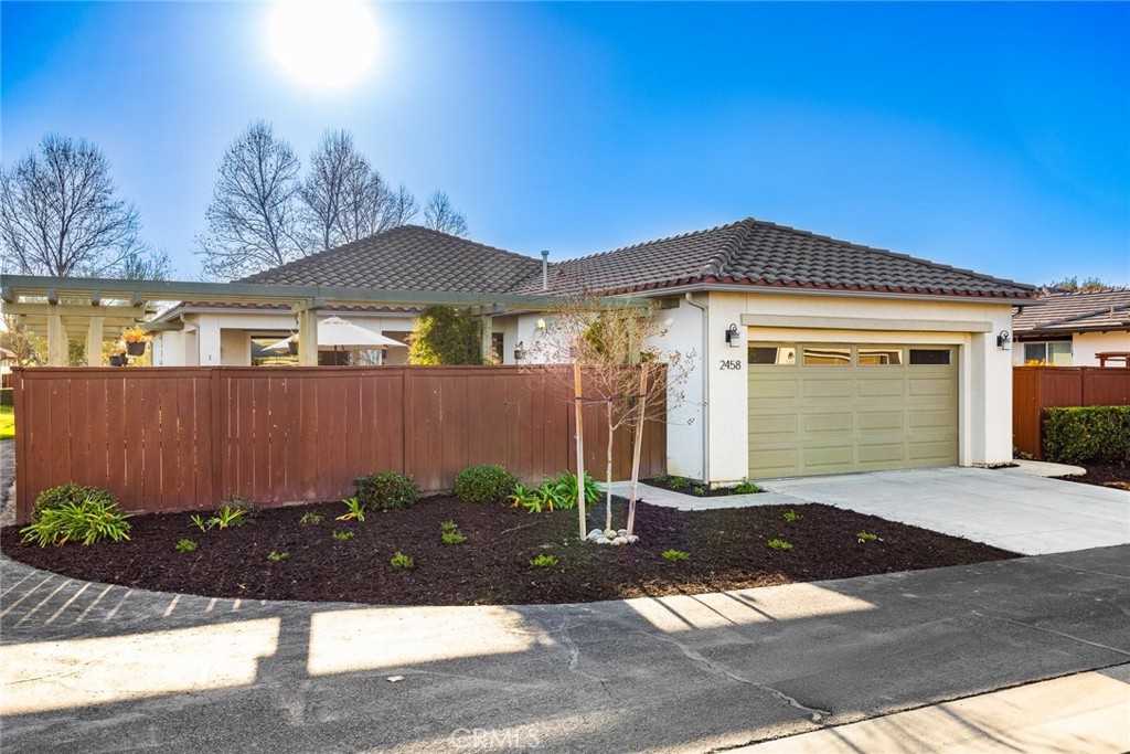 2458 Altadena Ln, Paso Robles, CA 93446