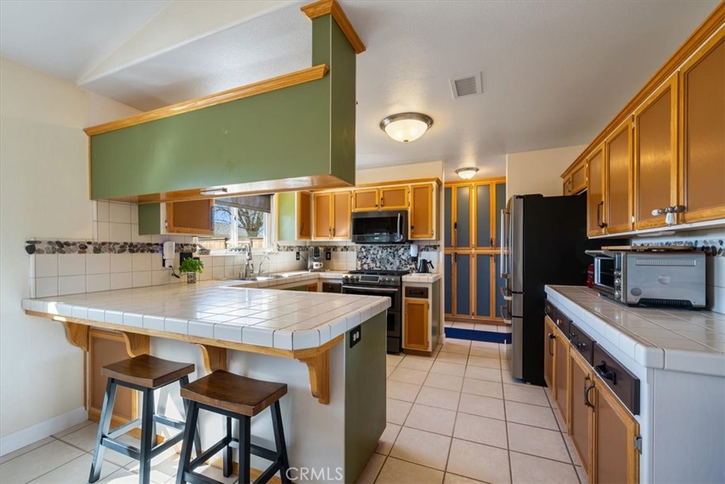 4385 Camp 8, Paso Robles, CA 93446