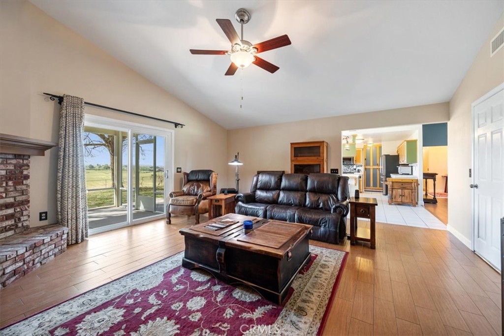 4385 Camp 8, Paso Robles, CA 93446