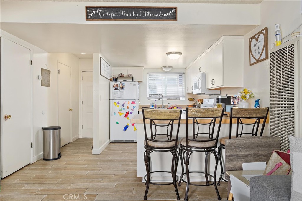 2221 Oak St, Paso Robles, CA 93446