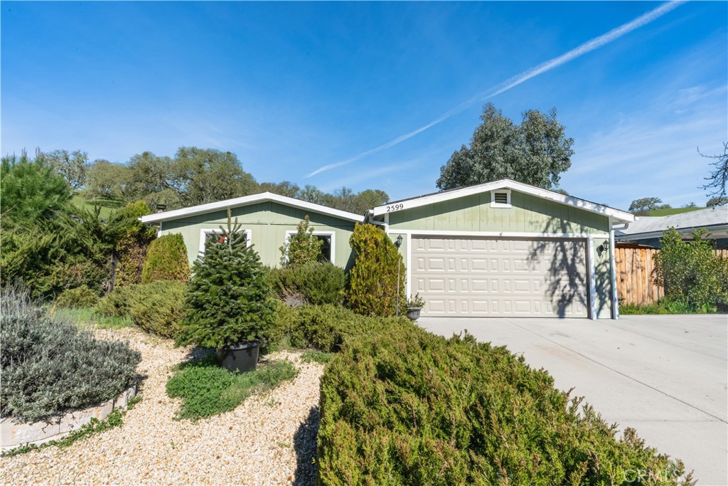2599 Bridle Trail, Paso Robles, CA 93446