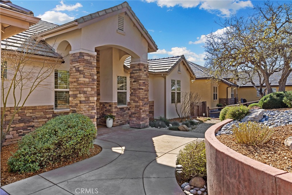 2015 Kleck Rd, Paso Robles, CA 93446