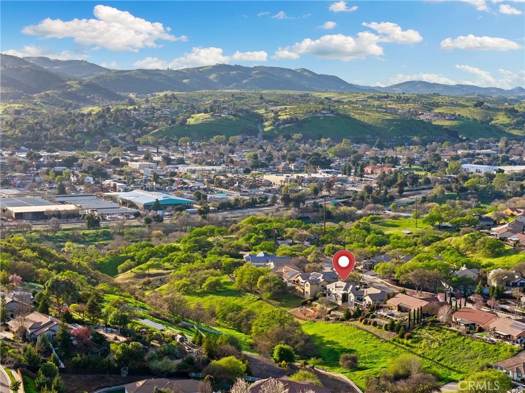 2015 Kleck Rd, Paso Robles, CA 93446